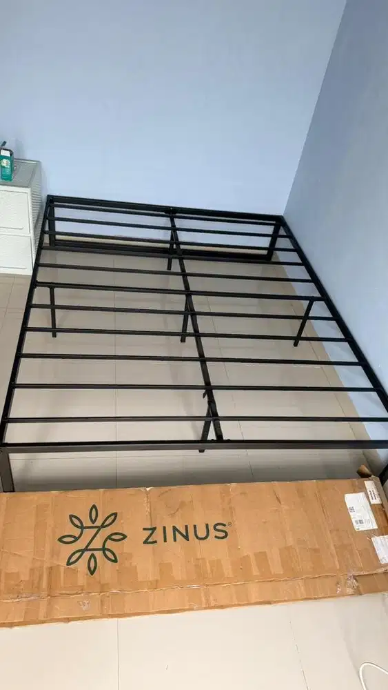 Tempat Tidur / Ranjang / Dipan Zinus 160x200 - Nego Sampai Jadi