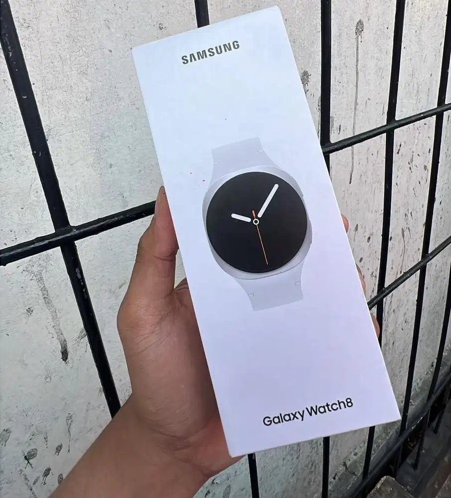 Samsung watch 8 white 40mm