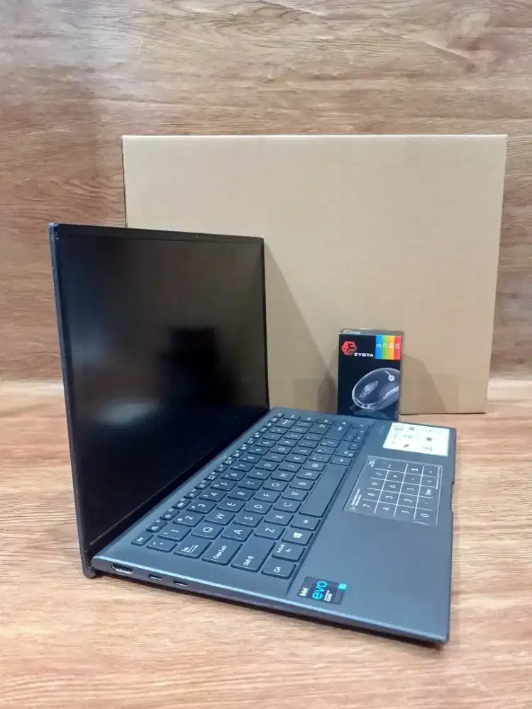 Laptop Asus ZeenBook UX435EAL Slim Core i5 Gen11 RAM 8GB
