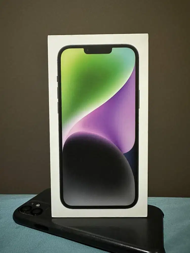 Dijual Iphone 14 Plus 128 gb Midnight