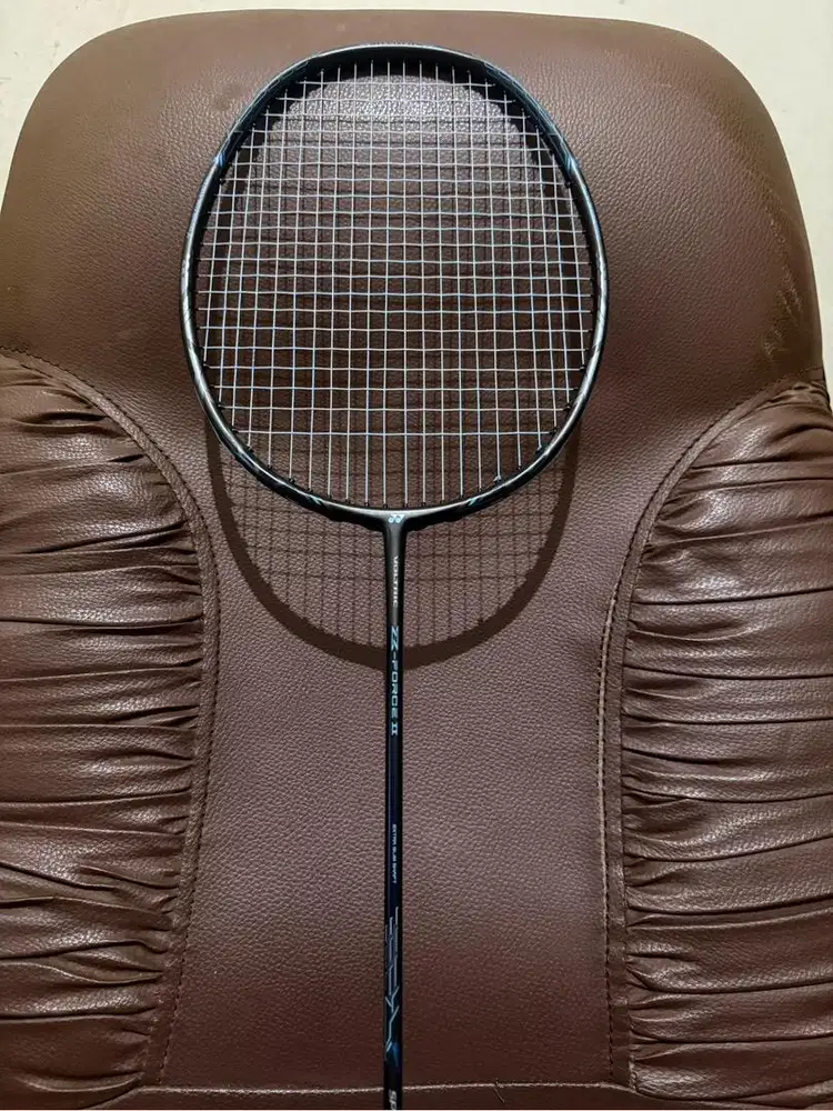 Rare item! Yonex voltric z force 2 SP * lining victor astrox