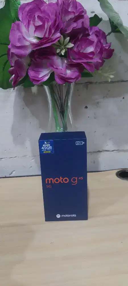 New moto g45 5g ram 8/256gb red colour