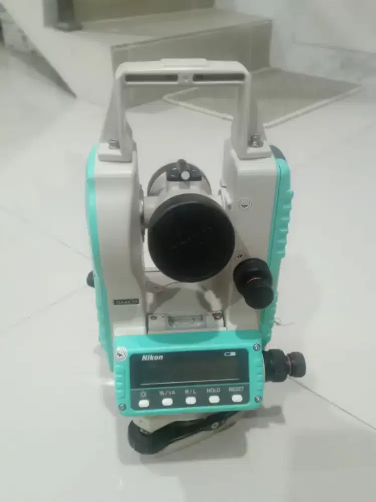 Theodolite Digital Nikon NE -101 Bekas Mulus 1 Set Murah