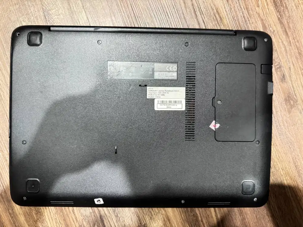 Asus A455LF Core i5 - SSD 512GB - Nvidia GT930M (Siap Pakai)