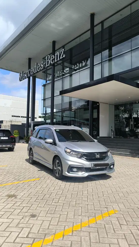 TERMURAH!! Honda Mobilio RS AT 2017