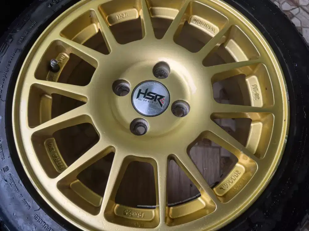 VELG RING 15 HSR ORIGINAL EMBOS BAN 185/55 95%