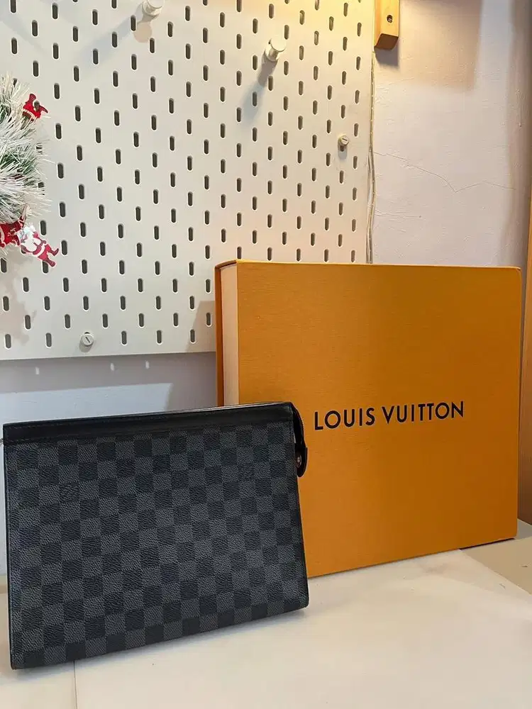 Preloved Louis Vitton Damier Graphite Poschette Voyage MM N41696