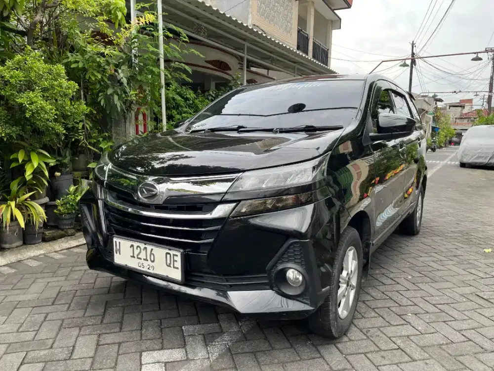 Daihatsu grand Xenia 1.3 R Manual hitam ready siap pakai