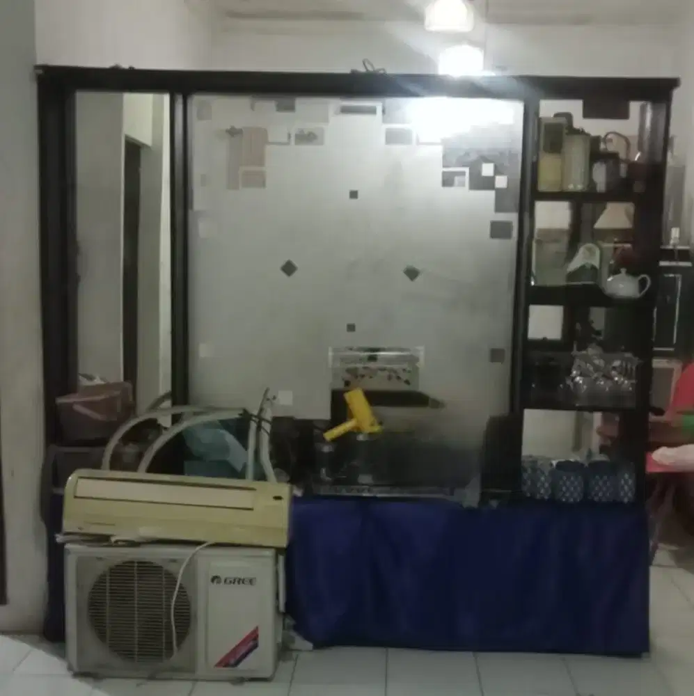 Lemari partisi skat bulak balik ukuran 2mx2m