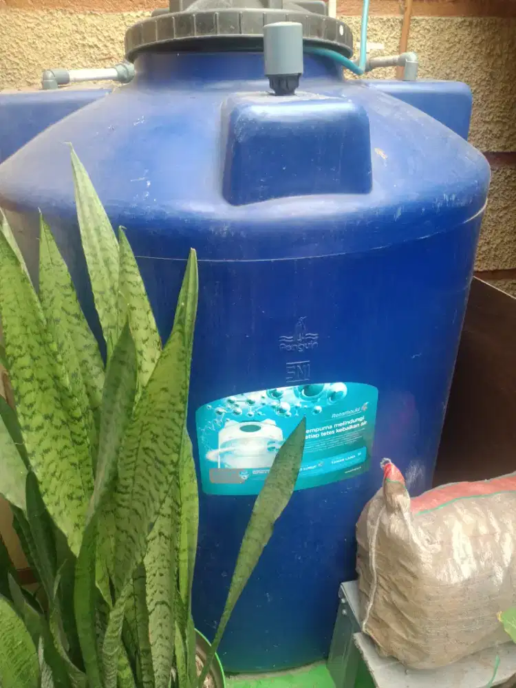 TOREN PINGUIN 1000L SEKEN