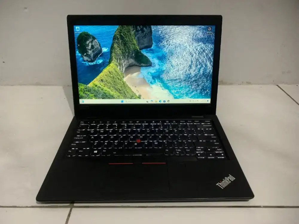 Laptop Lenovo Thinkpad L380
Core Vpro i7 8550u RAM 8 SSD 512