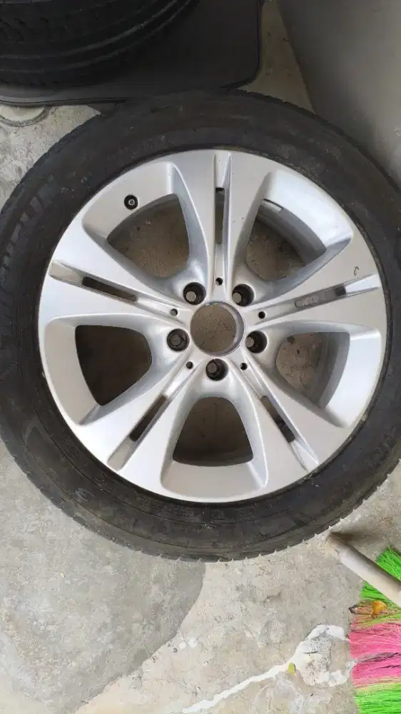 Jual Velg Mercedes benz C 200
