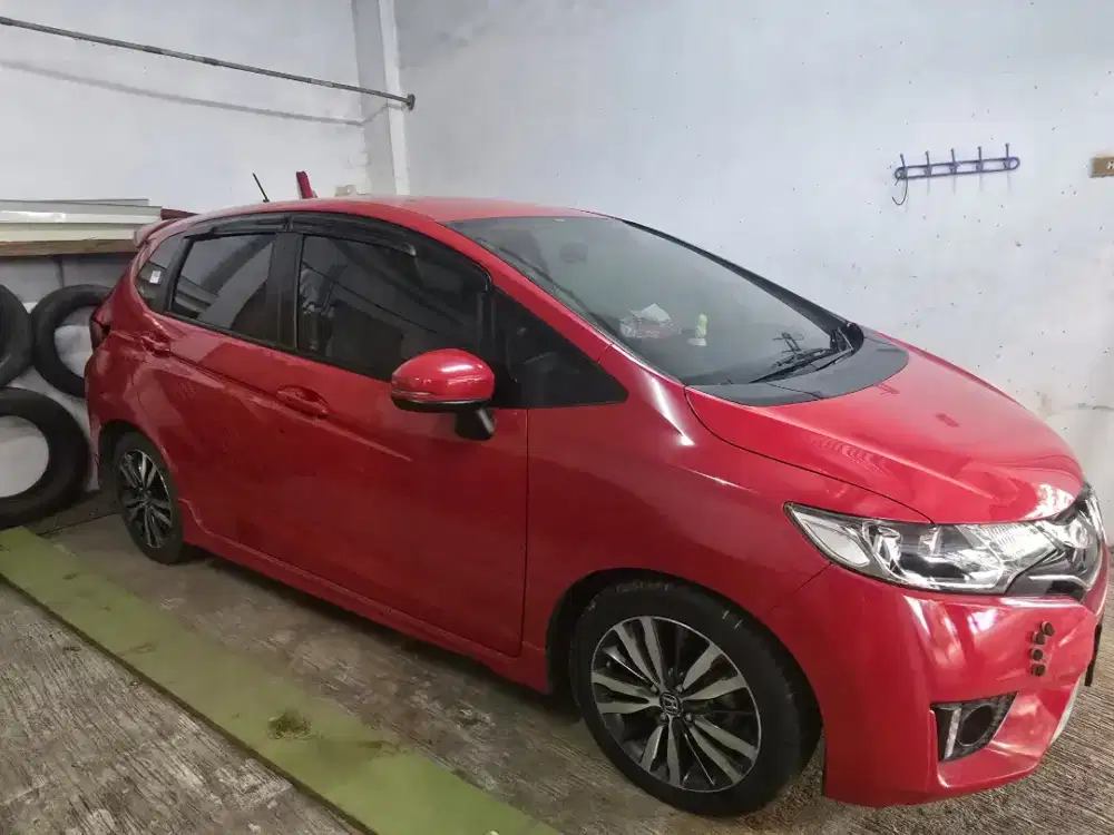 HONDA JAZZ 2014 RS CVT AT KM 26RB