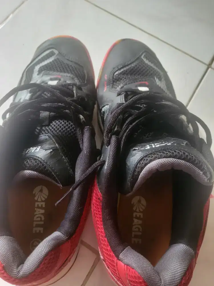 Jual sepatu eagle Badminton