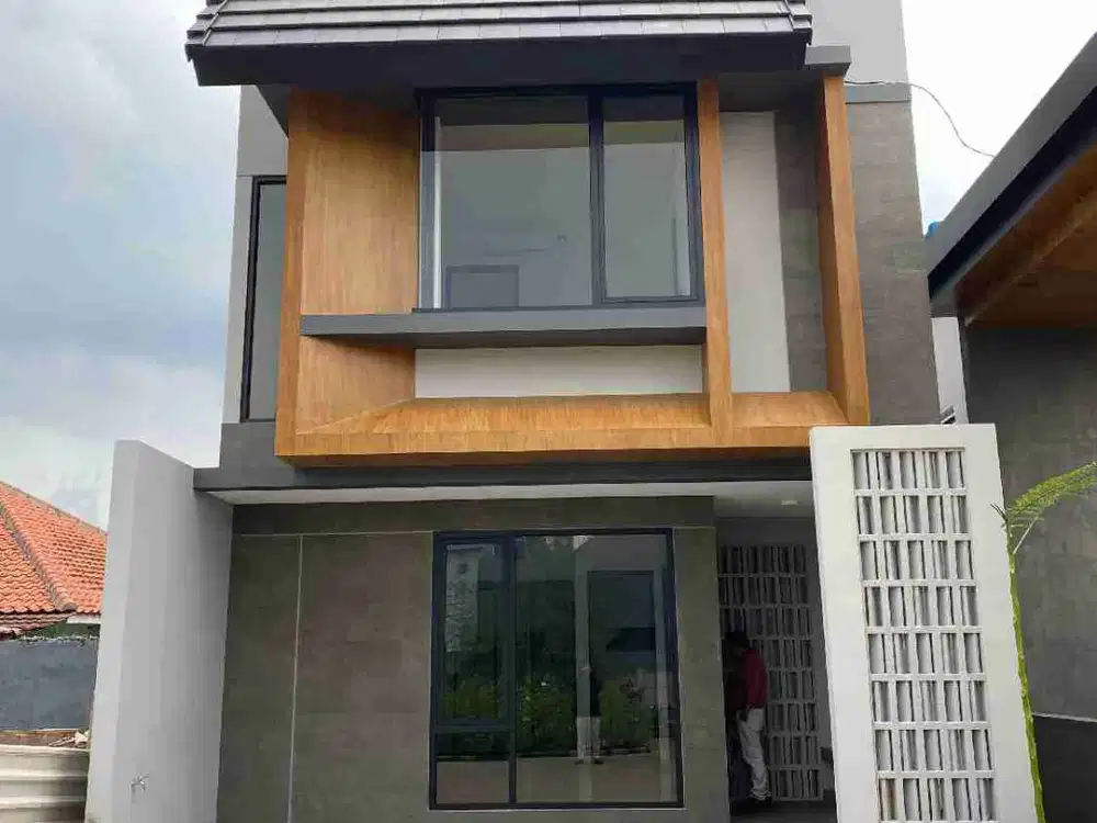 Rumah 2 Lantai 3KT/2KM Dekat Mrt Lebak Bulus Dan Uin Jakarta