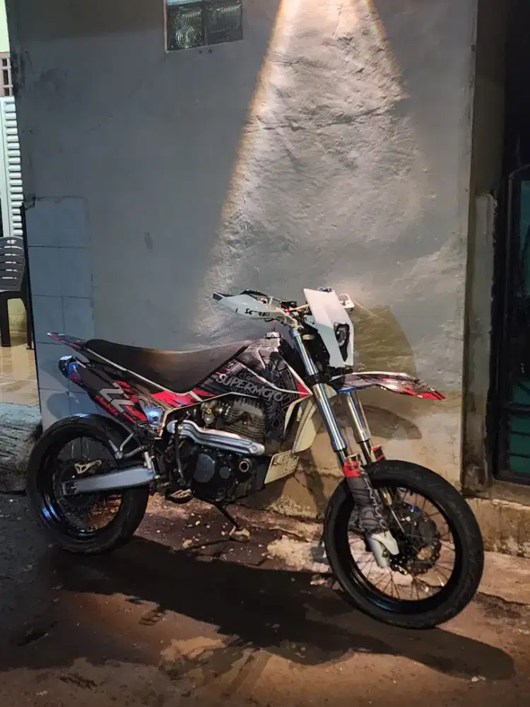 Di jual viar cros 150 siap trabas