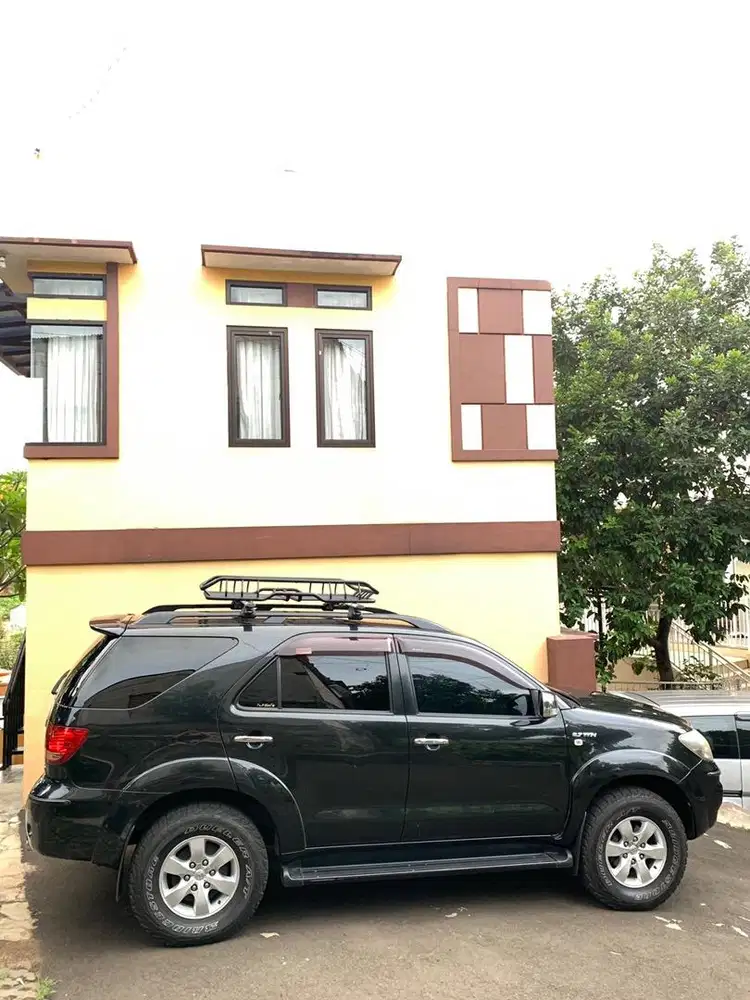 Roof Rack Thule Basket Original Made In Sweden PnP Fortuner 2005-2015