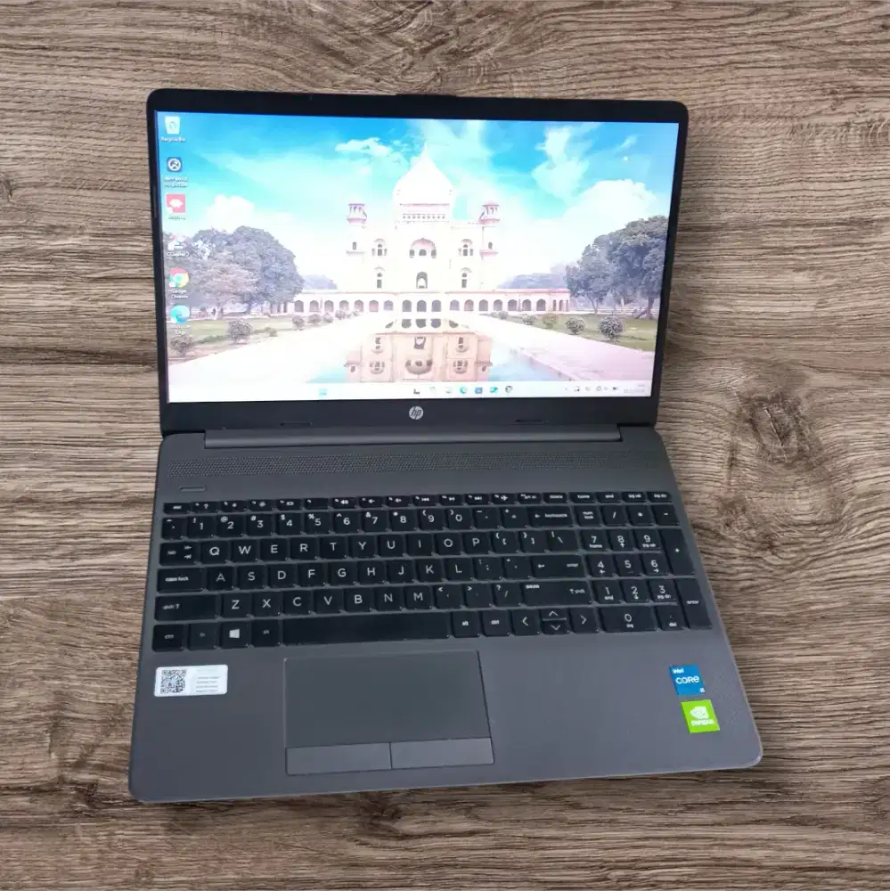 Hp 250 G8 Core i5 1135G7/ Ram 8gb/ SSD 512gb/ Nvidia mx350 gaming