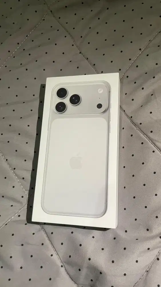 Iphone 17 ProMax 256GB Silver