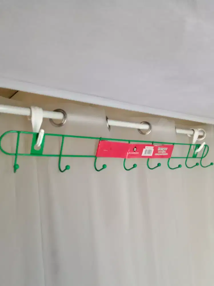 Hanger Gantungan Baju