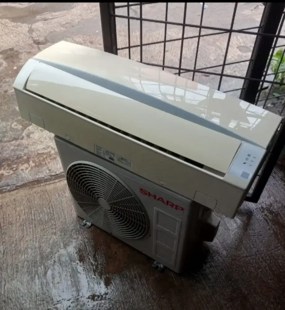 AC sharp 1/2 pk dingin
