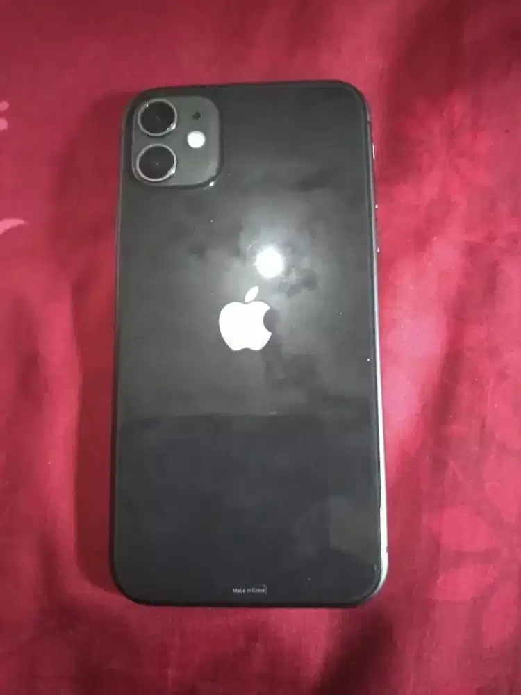 Jual cepat butuh dana iphone 11 64GB IBOX.. Mulus gak da lecet