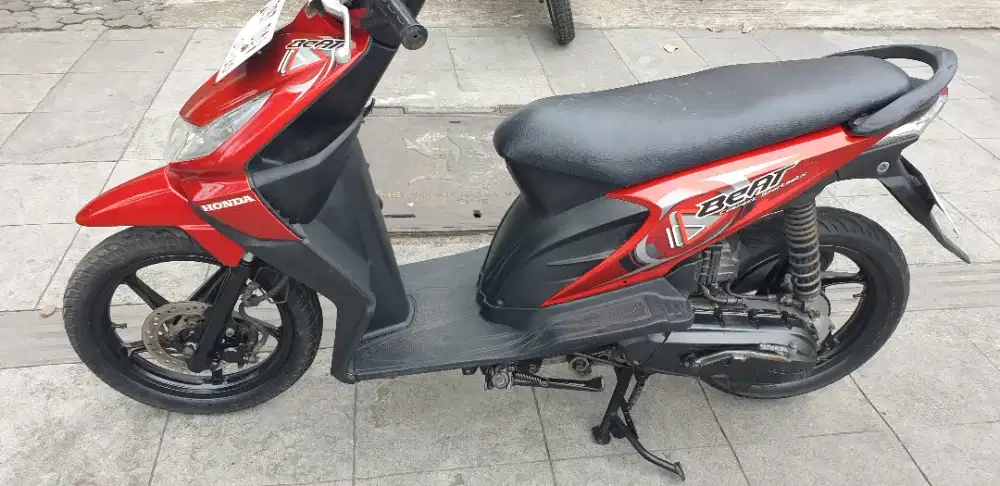 Beat Carbu th 2010 mulus pool pjk baru