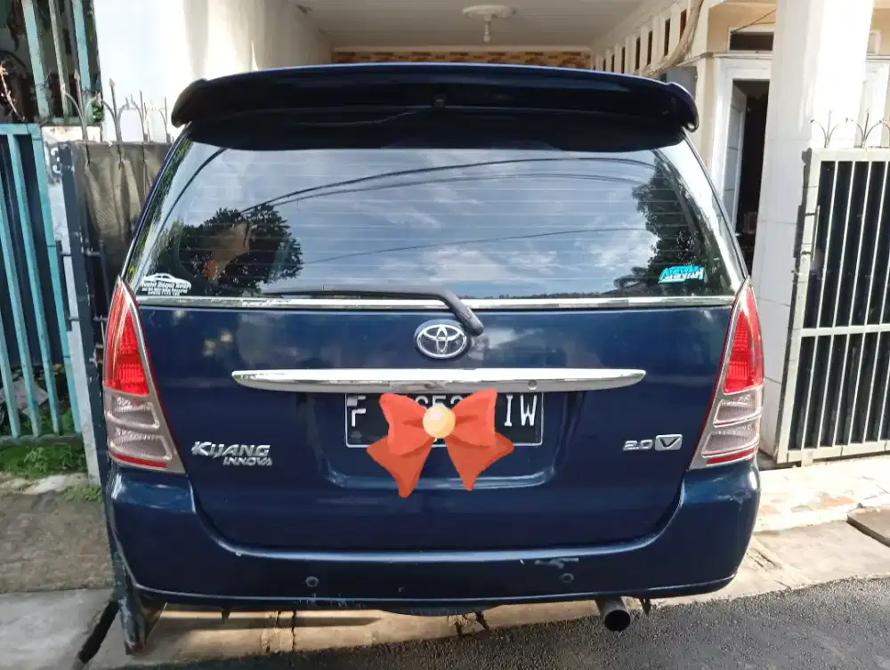 Kijang Innova type V Manual bensin 2004