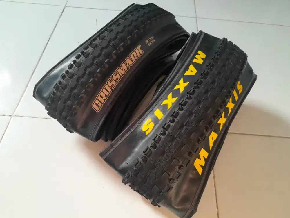 Ban sepeda maxxis crossmark 29x210