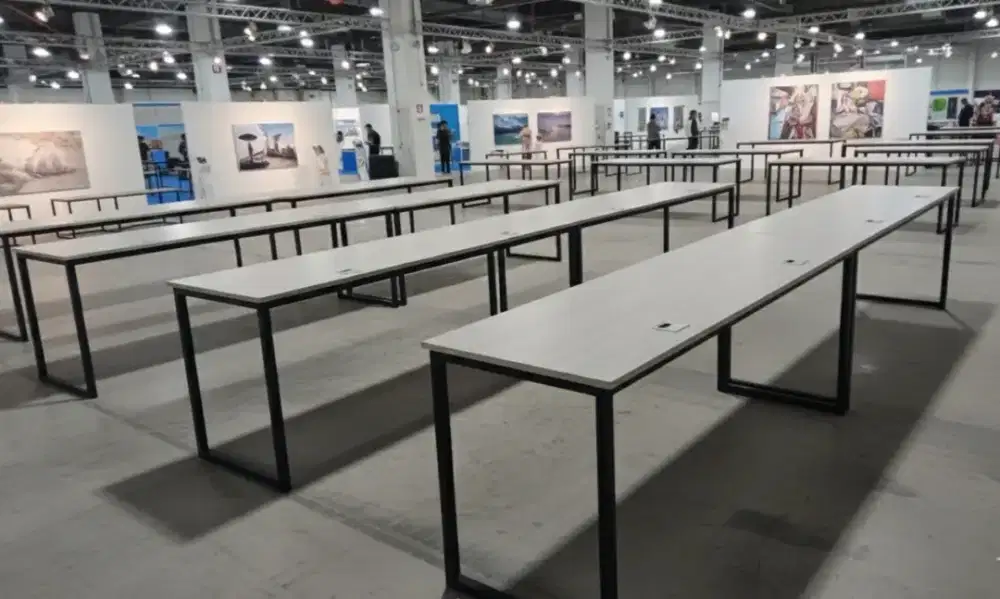 Meja kerja dengan lubang slot kabel(bisa custom model dan ukuran)