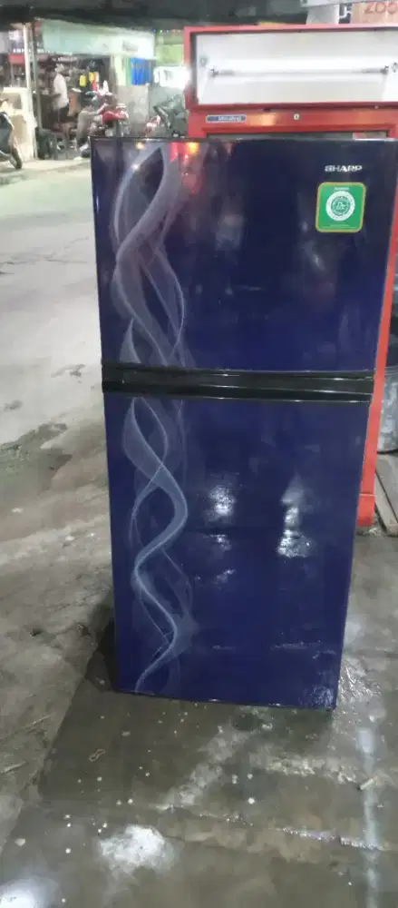 Kulkas 2vpintu Sharp