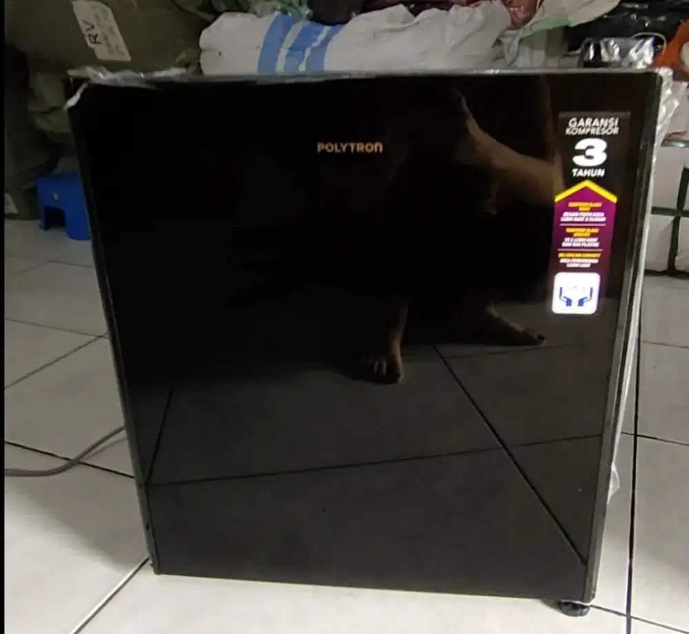 Kulkas Polytron
