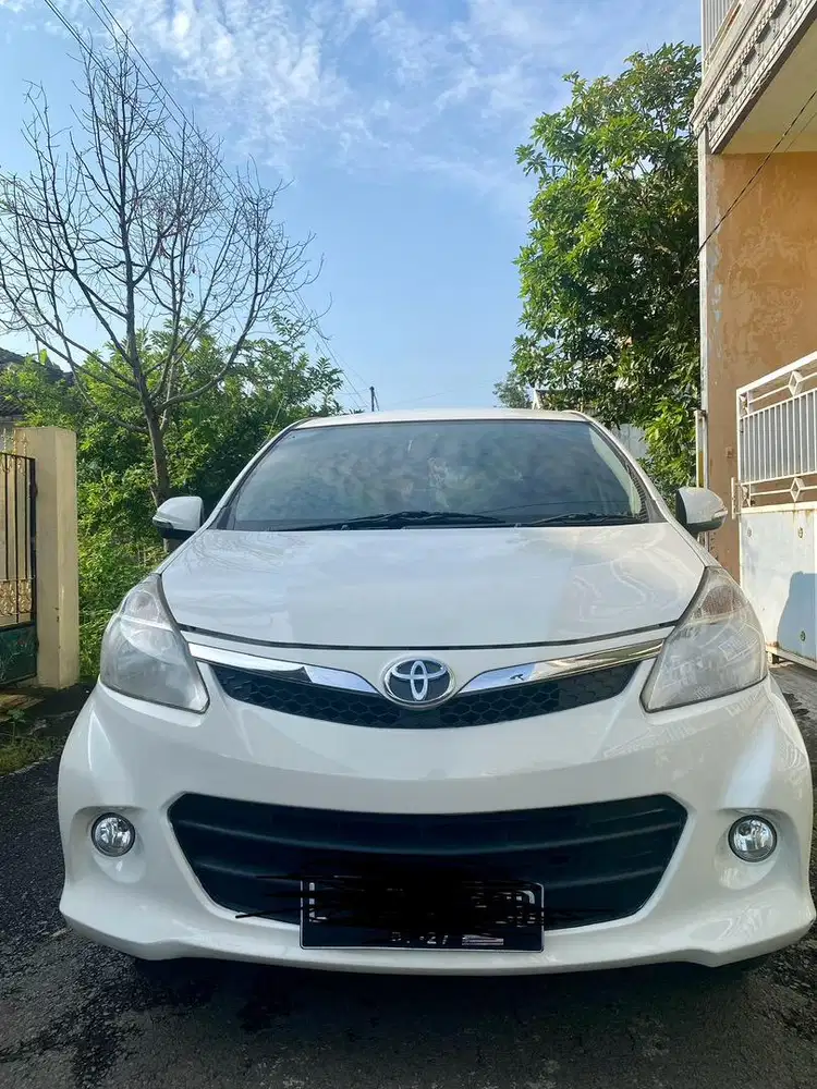 Toyota Avanza Veloz 2012