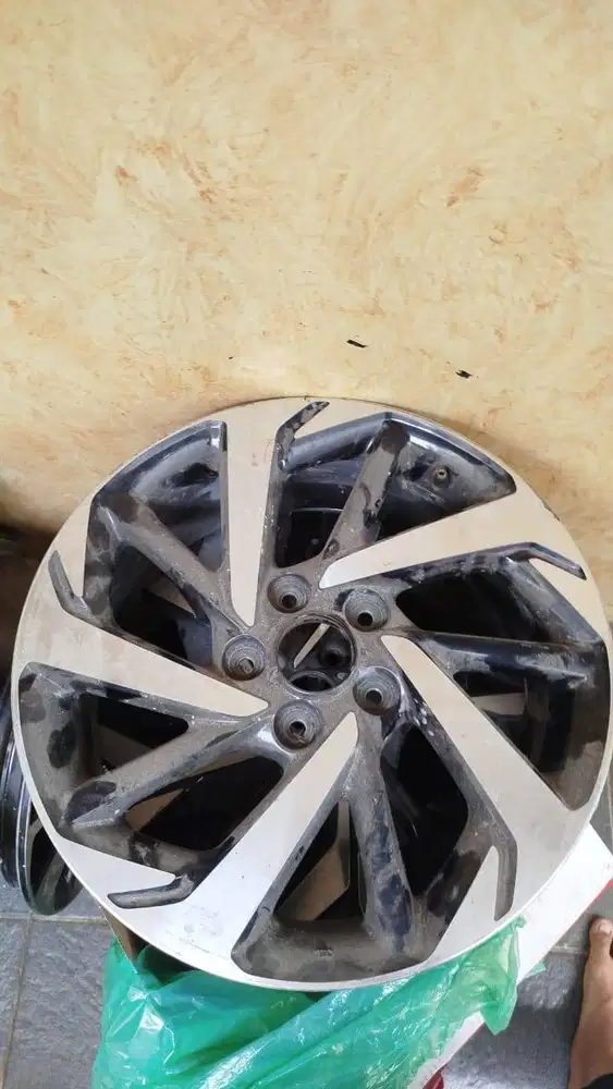 Velg Rush 3 pcs, Calya 1 pcs, HSR 1 cs