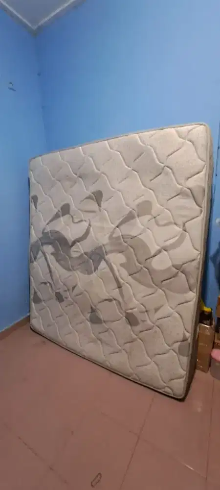 KASUR ELITE SERENITY BEKAS MASIH SANGAT BAGUS UKURAN 180X200