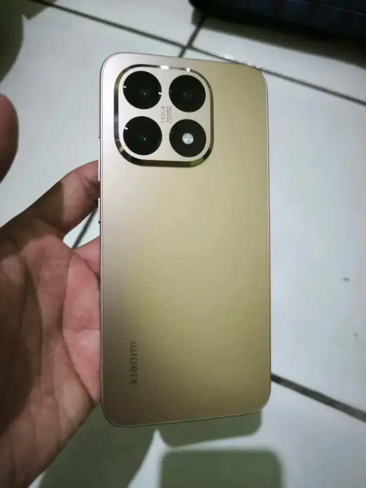 Dijual Xiaomi 15T 12/512 Rose Gold Like New Garansi Panjang