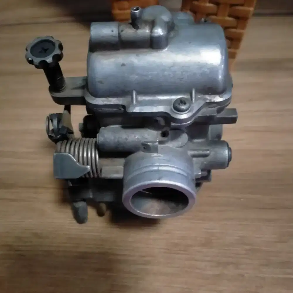 Bismillah kli ada yg minat karburator satria fu