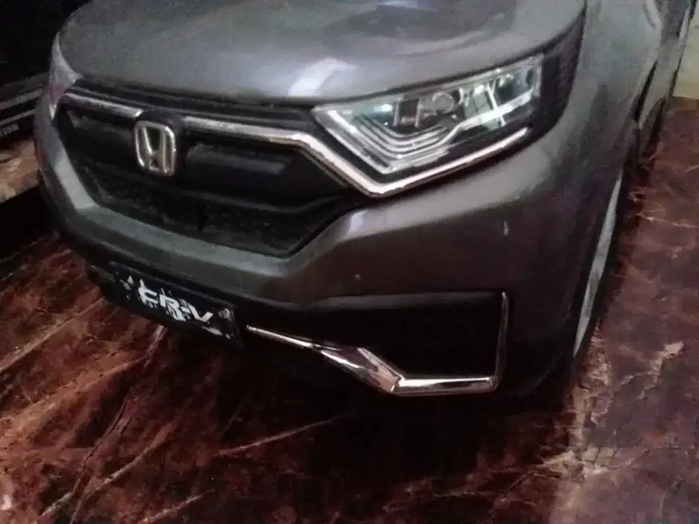 Mainan mobil crv kondisi masih sangat bagus..batre masih josssss