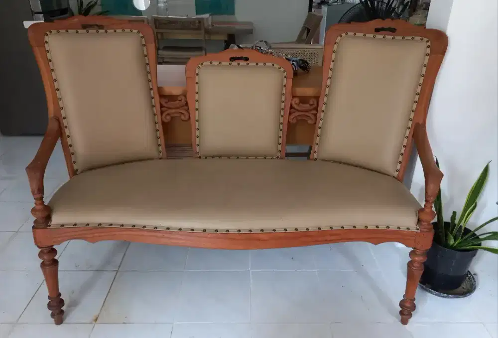 Kursi tamu jati lawas