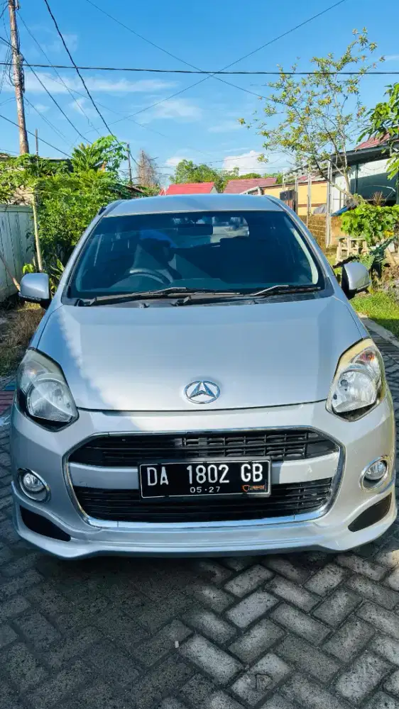 Di jual mobil Ayla x elegan tahun 2017 surat lengkap hidup m