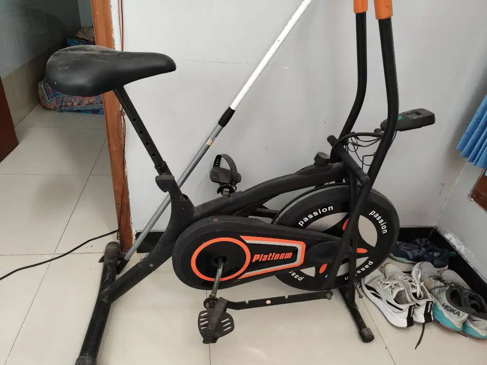 Sepeda olahraga ditempat