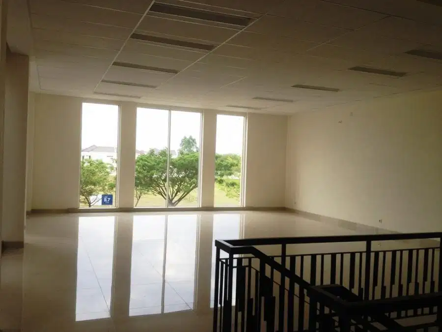 Termurah, Owner BU Jual Gedung Perkantoran di Foresta Business Loft