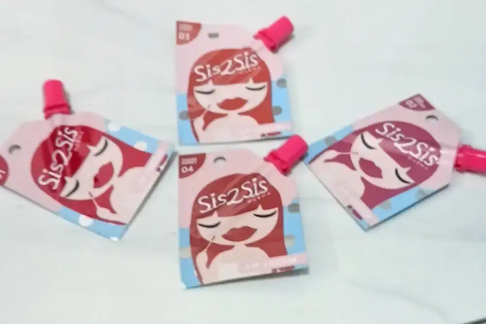 Sis2Sis lip cream