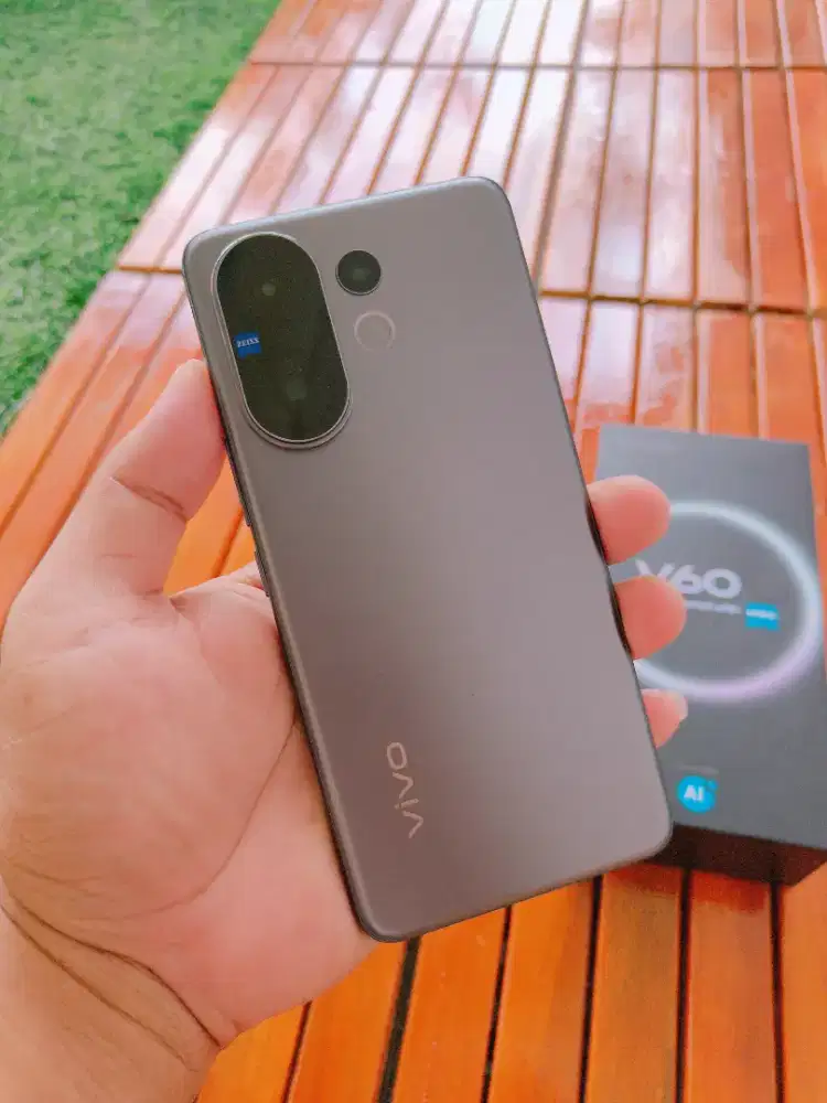 Vivo V60 5G 12/512 Mulus Fullset Ori Garansi Panjang