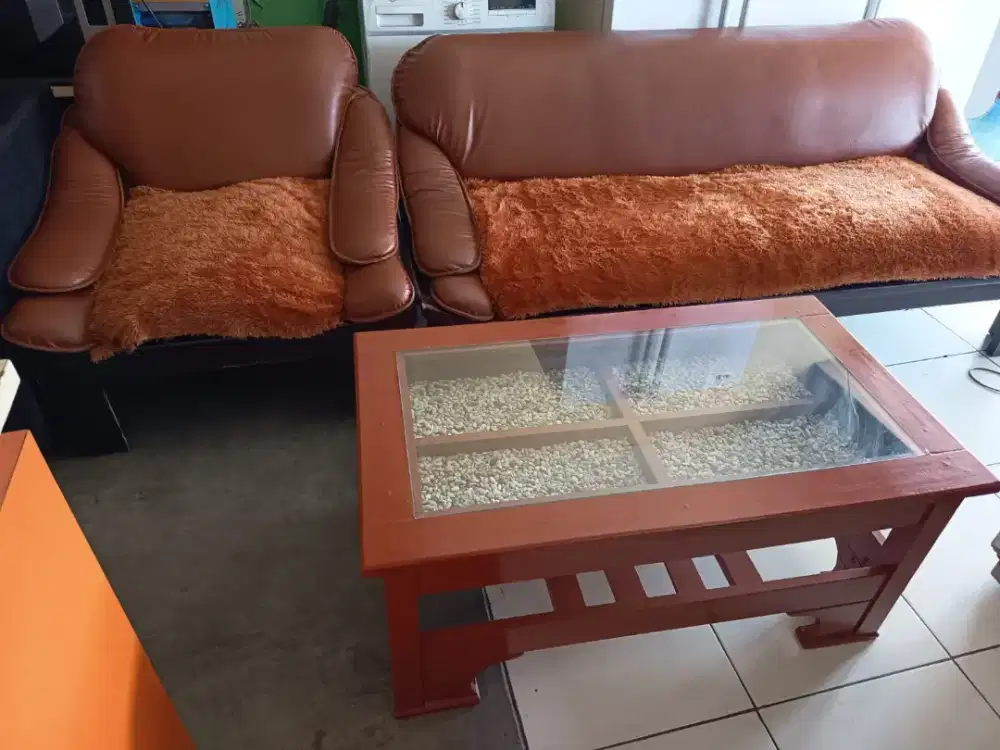 Dijual kursi sofa bekas pakai