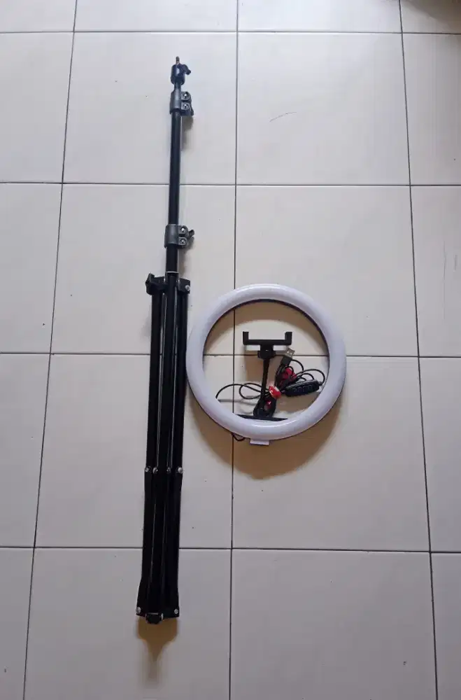 Tripod ring light 3 warna lampu
