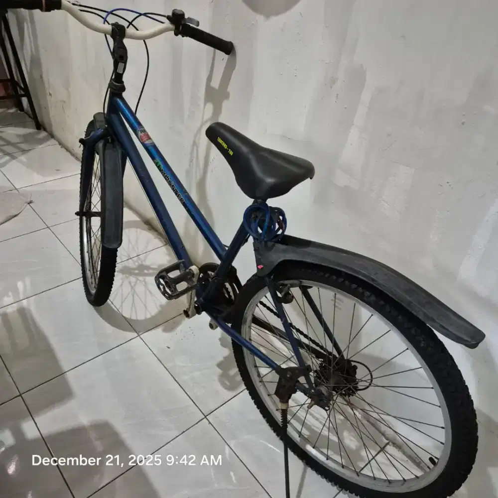 Sepeda bekas,baru diserviskan