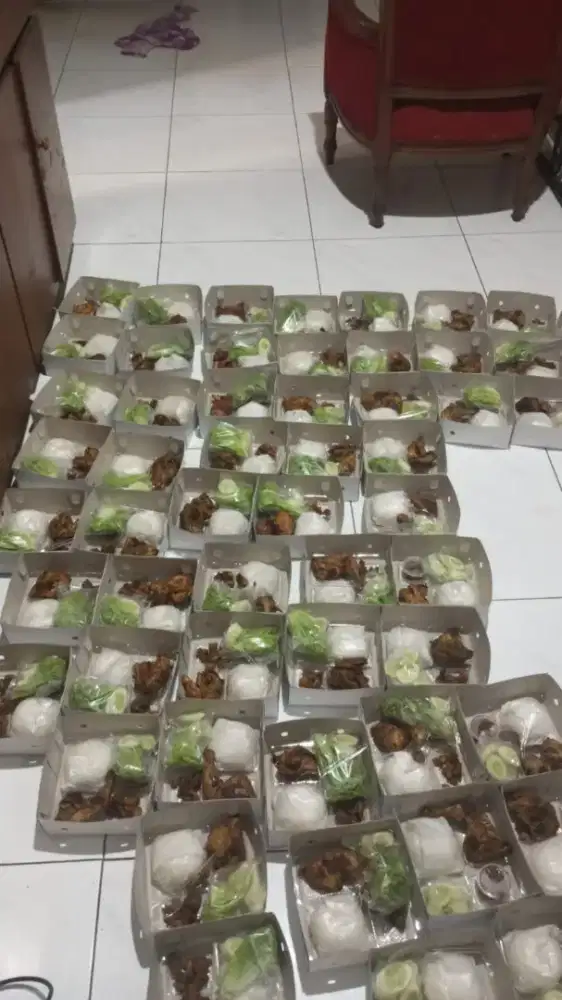 Lowongan Pekerjaan Wanita (nginep)