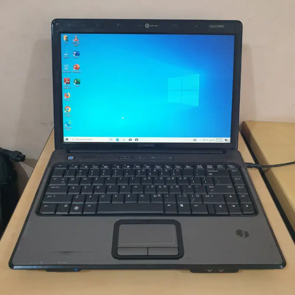 HP COMPAQ  V3000
