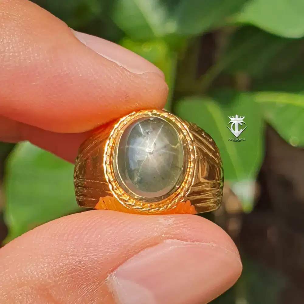 Batu Permata Natural Star Green Sapphire Thailand 5.48 Ct CGL Memo